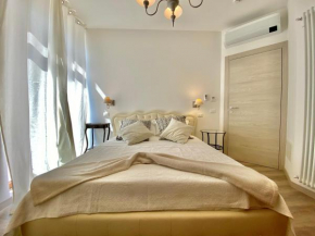 UNIQUE ROOMS